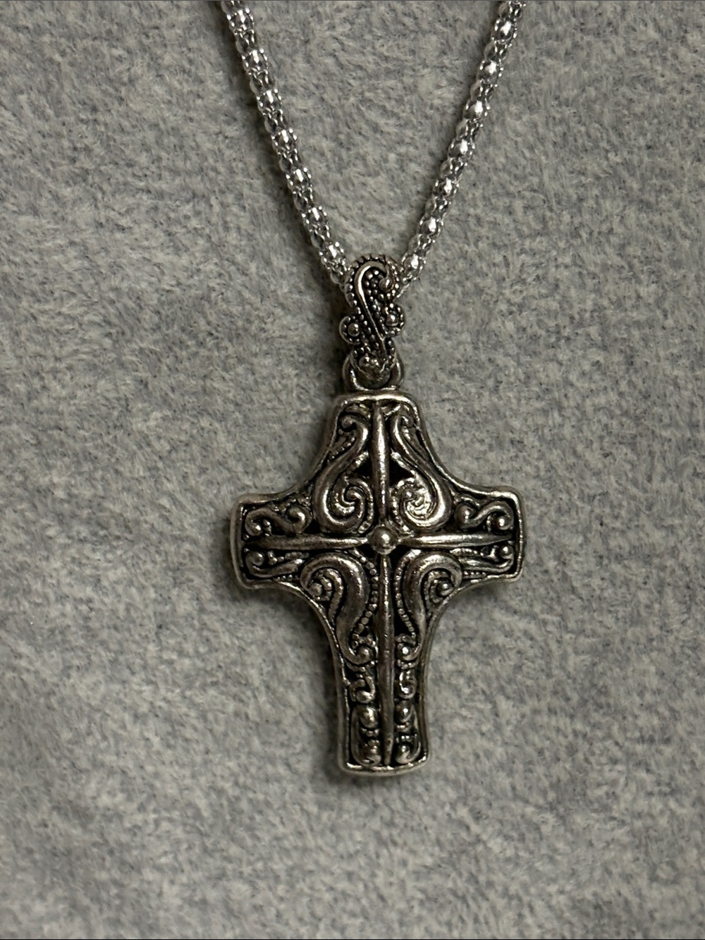 Sterling Silver Vintage Scroll Work Cross Pendant